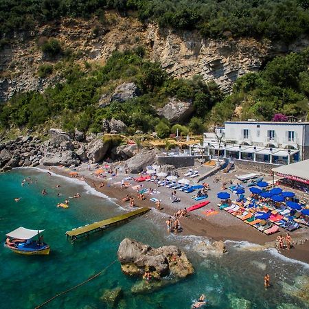 Laurito Beach Cucina & Camere Positano Luaran gambar